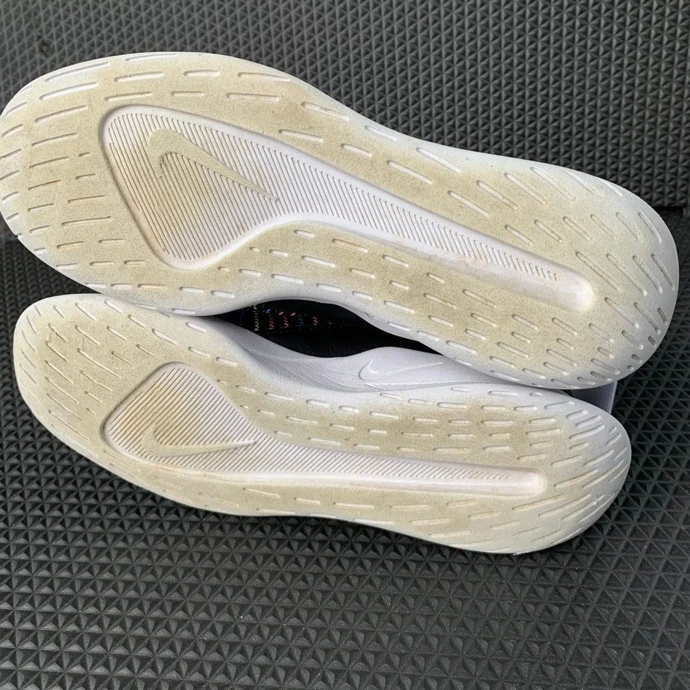 Nike Sportswear Sneakers 4Y Multicolor Athletic Shoes Youth Or Women's 5.5-6 Fun